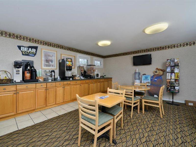 Travelodge By Wyndham Great Barrington Berkshires Экстерьер фото