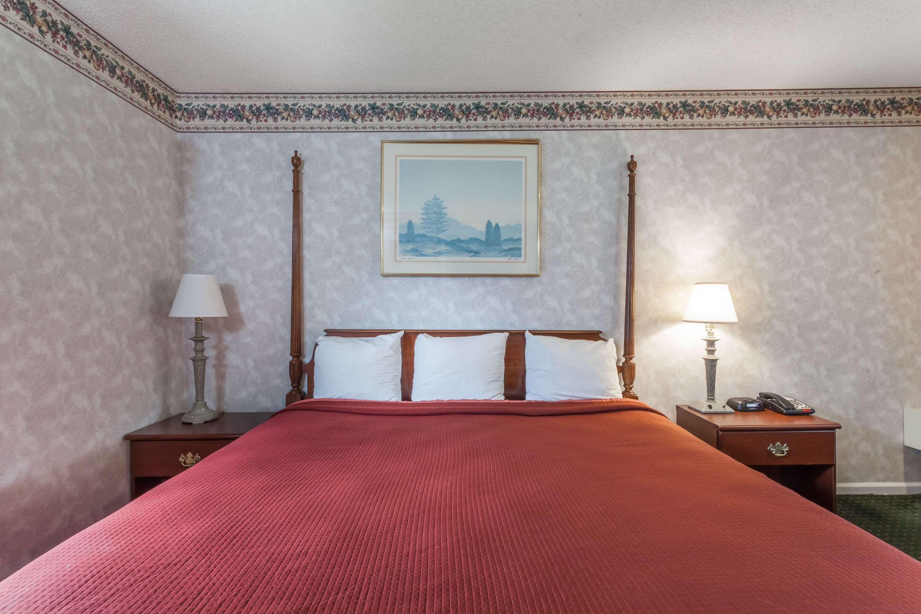 Travelodge By Wyndham Great Barrington Berkshires Экстерьер фото